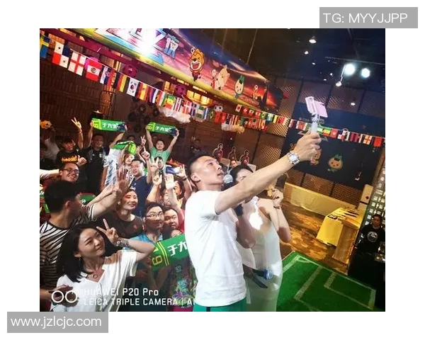 如何打造一个独特的足球球星界面提升用户互动体验